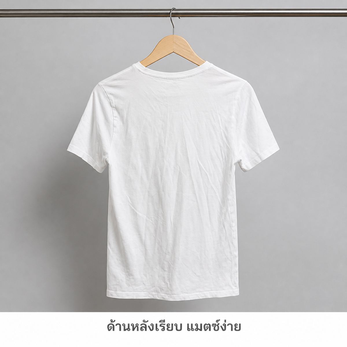 เสื้อยืดลายกราฟิกสีเทา