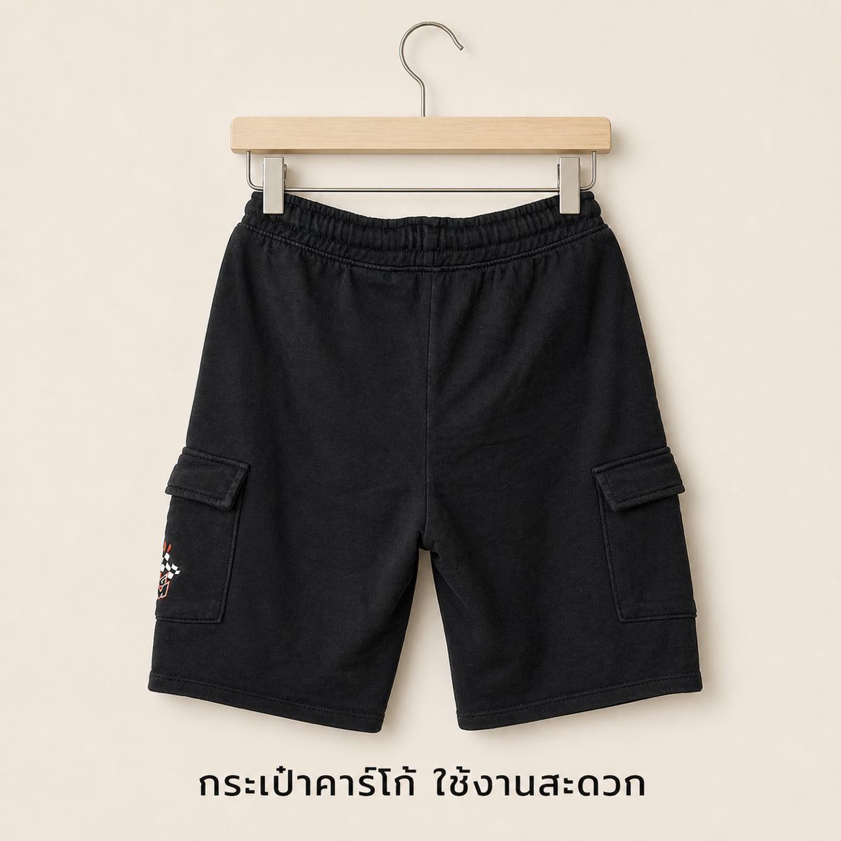 H&M กางเกงขาสั้นคาร์โก้ Racing Team สีดำ