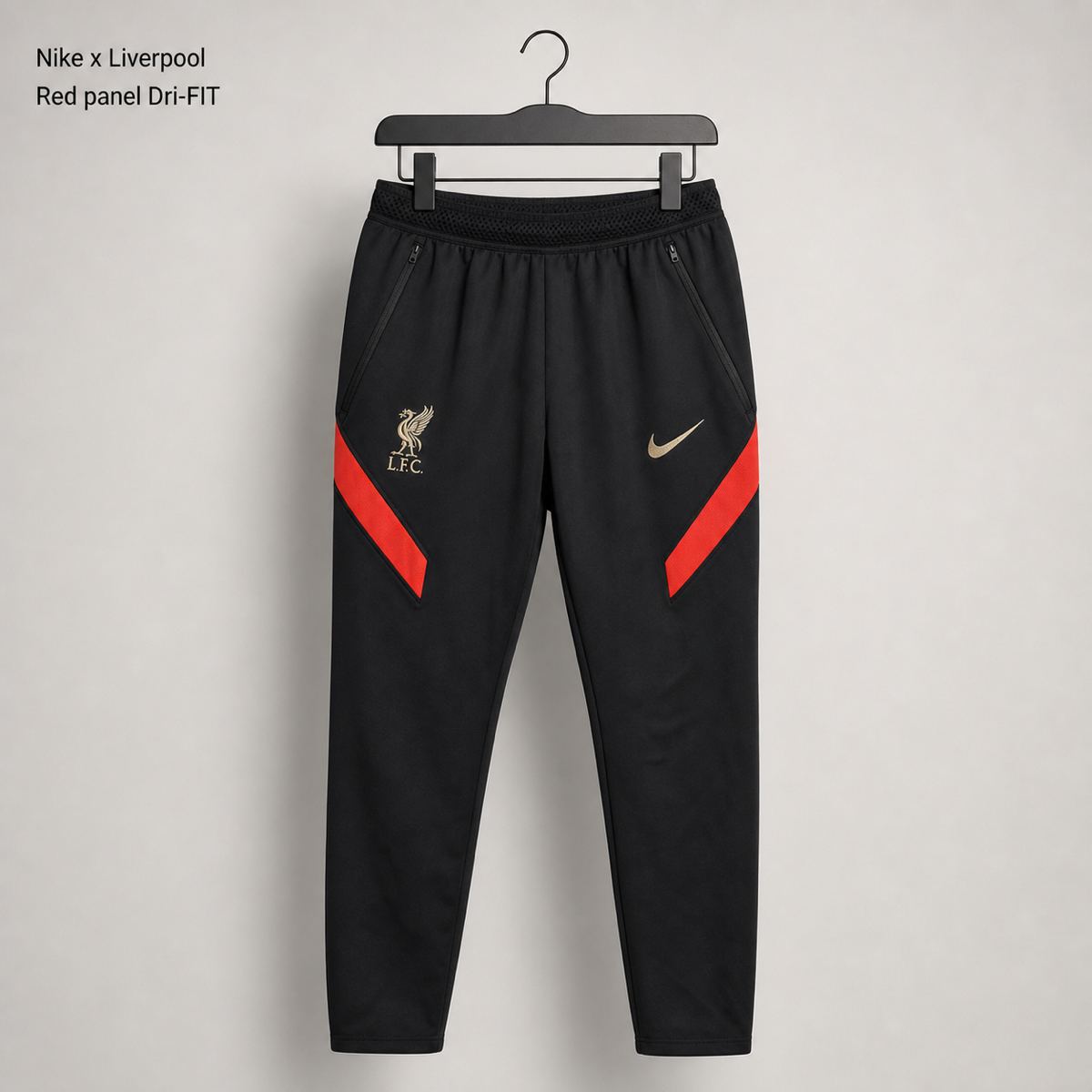 NIKE × LIVERPOOL กางเกงจ็อกเกอร์ Dri-FIT สีดำ-แดง